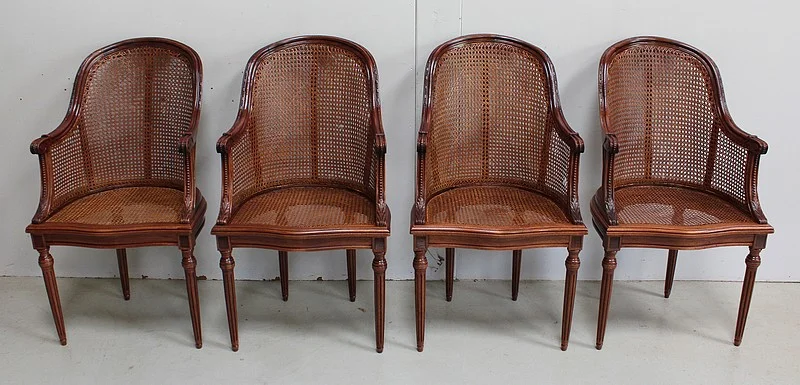 SESSEL IM LOUIS XVI-STIL