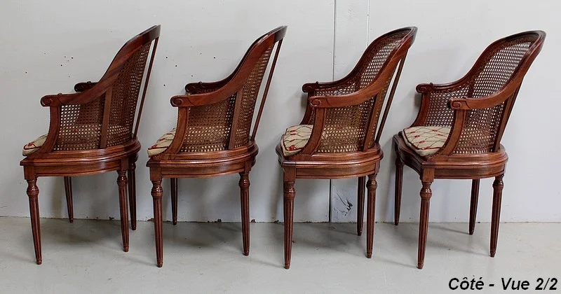SESSEL IM LOUIS XVI-STIL