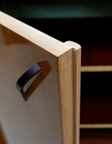 VINTAGE-SCHRANK