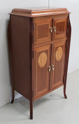 Petit Cabinet en Acajou et Bois Précieux, Époque Art Nouveau – Début XXe