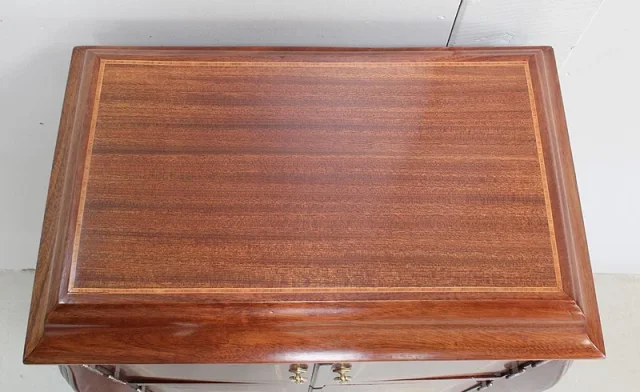 Petit Cabinet en Acajou et Bois Précieux, Époque Art Nouveau – Début XXe