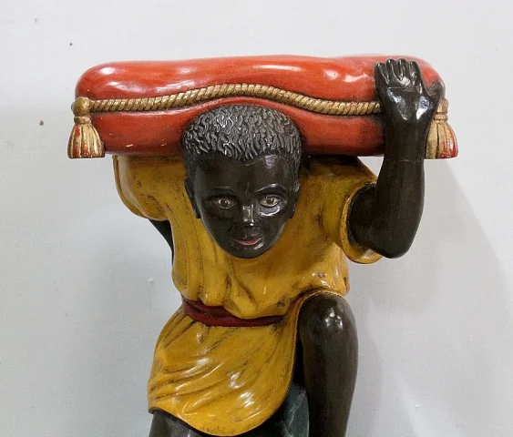 PAIR OF VENITIAN SEATS