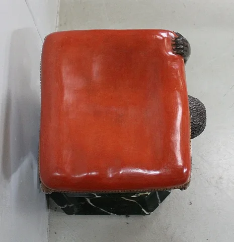 PAIR OF VENITIAN SEATS
