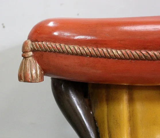 PAIR OF VENITIAN SEATS