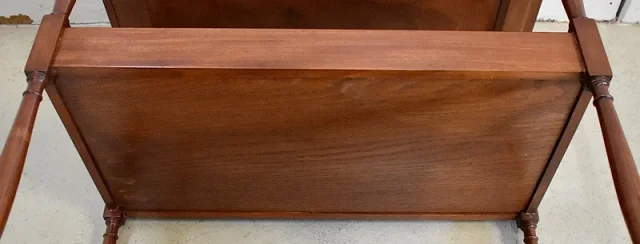 Petite Table Poudreuse en Acajou, fabrication « Escalier de Cristal », style Louis XVI – Fin XIXe