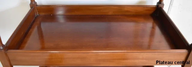 Petite Table Poudreuse en Acajou, fabrication « Escalier de Cristal », style Louis XVI – Fin XIXe
