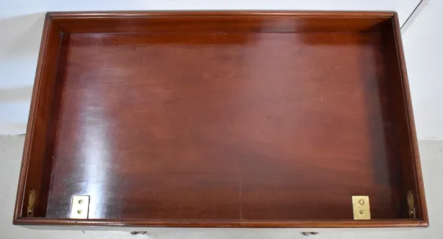 Petite Table Poudreuse en Acajou, fabrication « Escalier de Cristal », style Louis XVI – Fin XIXe