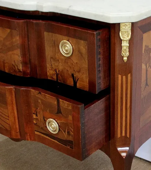 Commode Sauteuse, Style Transition Louis XV/Louis XVI – Fin XIXe