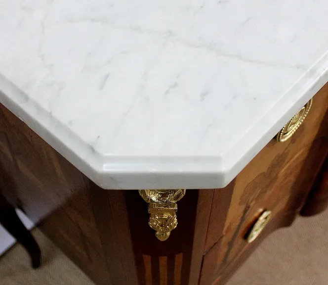 Commode Sauteuse, Style Transition Louis XV/Louis XVI – Fin XIXe