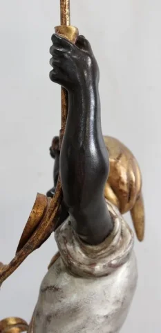 NUBIAN FLARE HOLDER