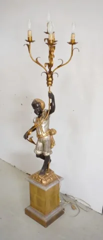 NUBIAN FLARE HOLDER