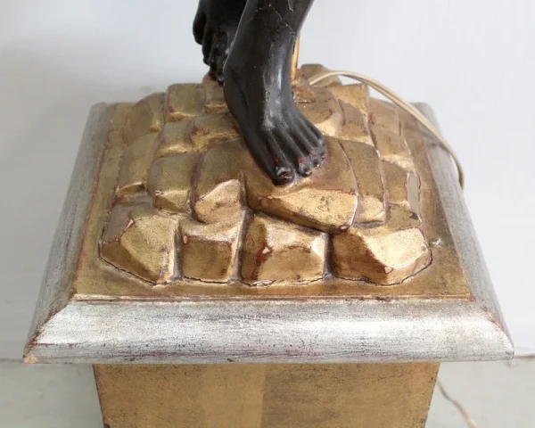 NUBIAN FLARE HOLDER