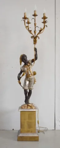 NUBIAN FLARE HOLDER