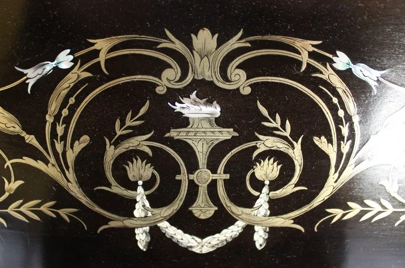 NAPOLEON III PERIOD SLOPE TOP SCHREIBTISCH
