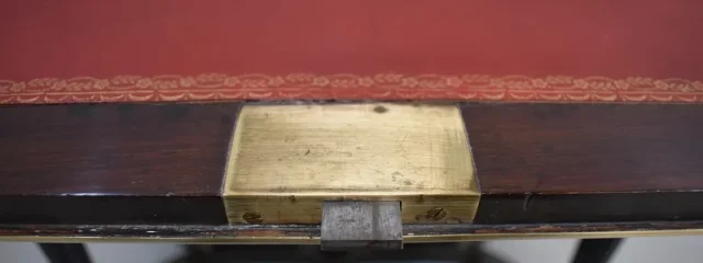 ナポレオン3世の期間スロープトップデスク