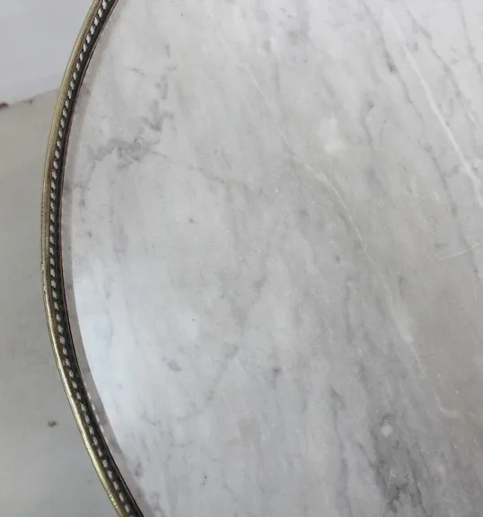 Table Bouillotte en Acajou, goût Louis XVI – Début XXe