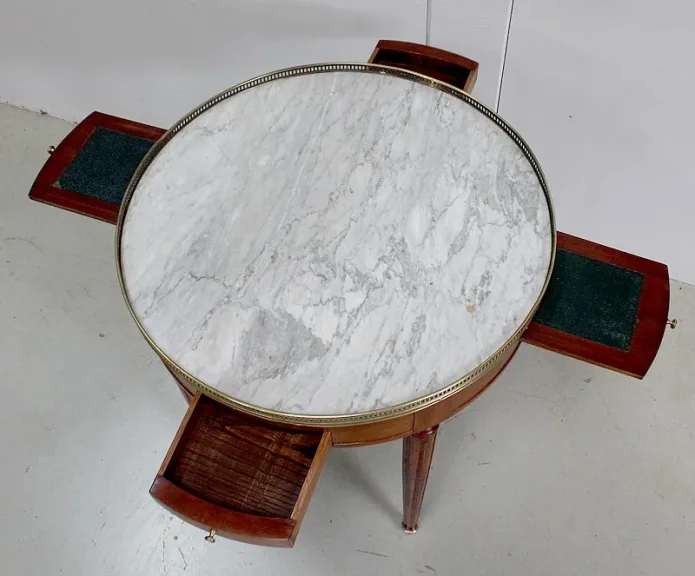 Table Bouillotte en Acajou, goût Louis XVI – Début XXe