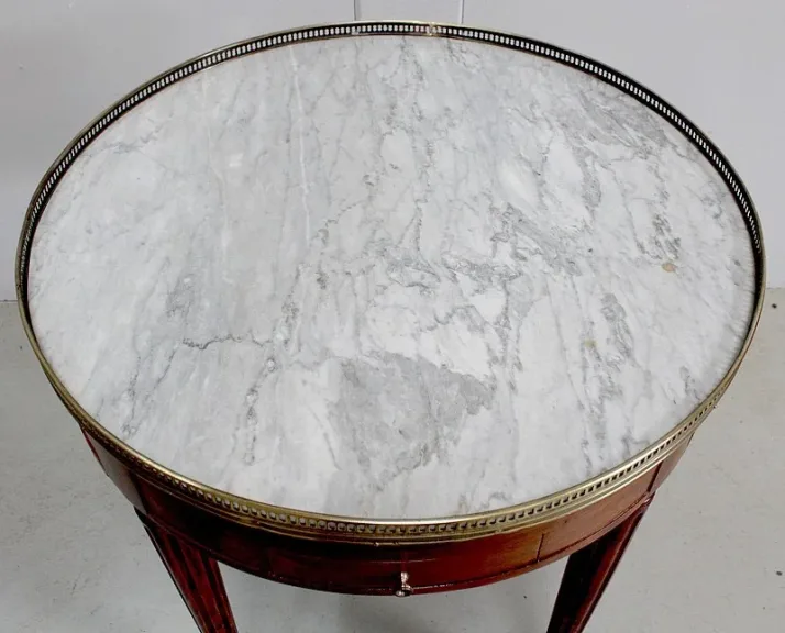 Table Bouillotte en Acajou, goût Louis XVI – Début XXe