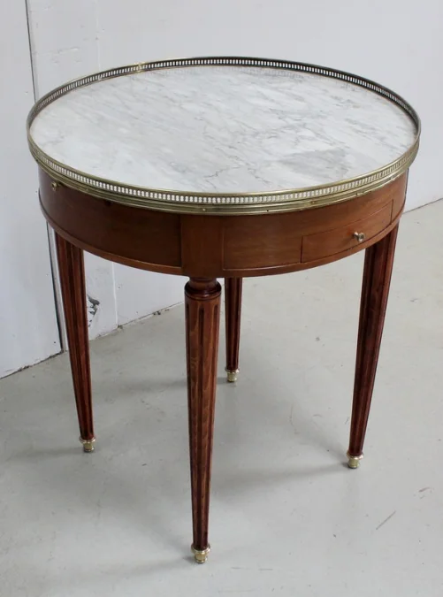 BOUILLOTTE-TISCH IM LOUIS XVI-STIL