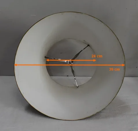 Importante Lampe Bouillotte en Métal Argenté, goût Louis XVI – Fin XIXe