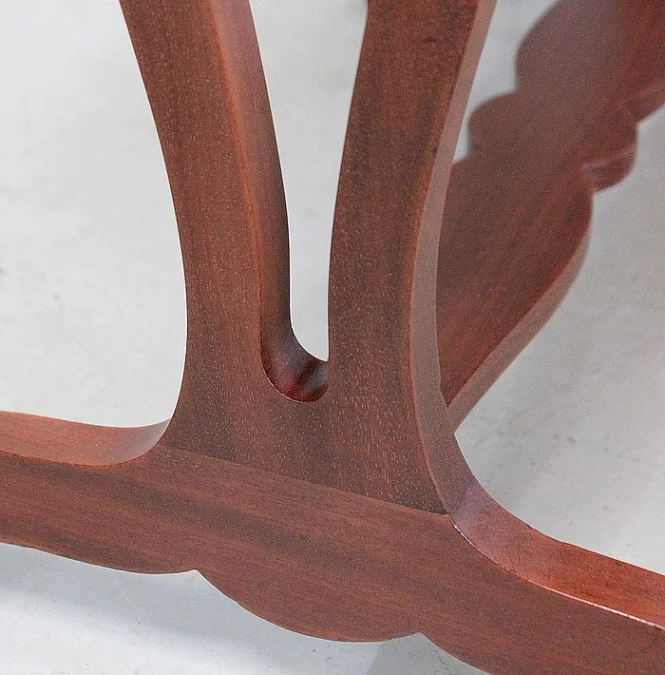 KIDNEY TABLE