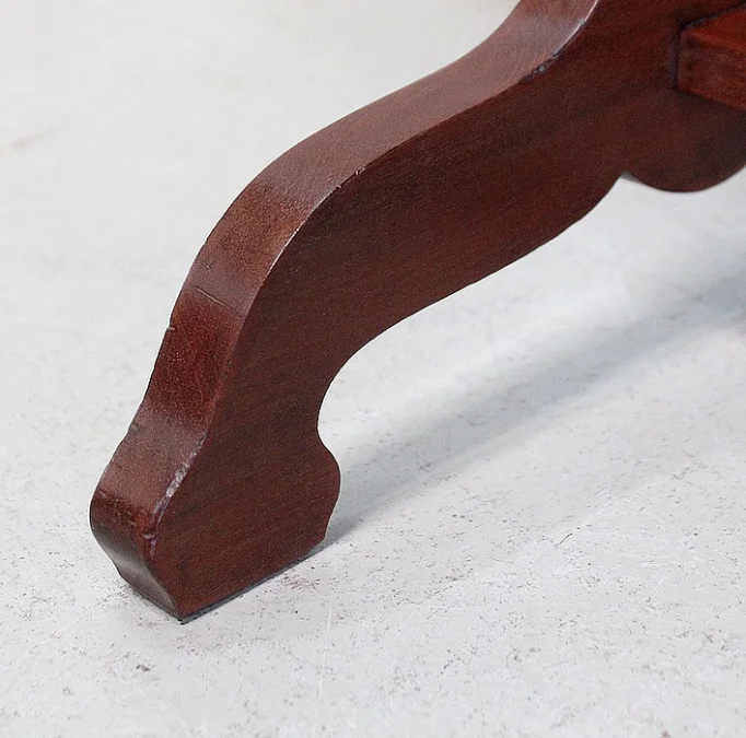 KIDNEY TABLE