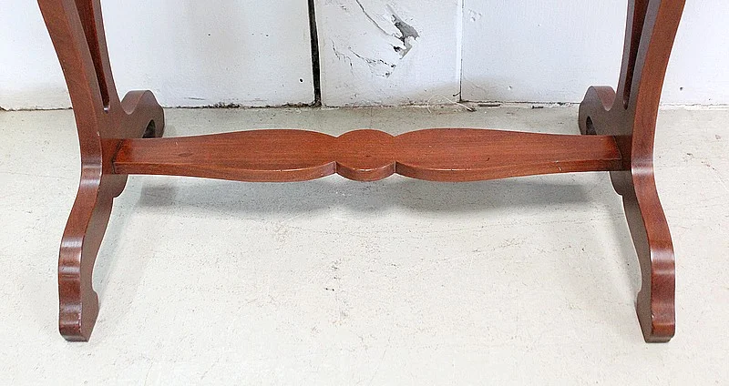 KIDNEY TABLE