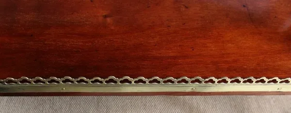 Longue Console en Acajou et Marbre, transition Louis XVI / Directoire – XVIIIe
