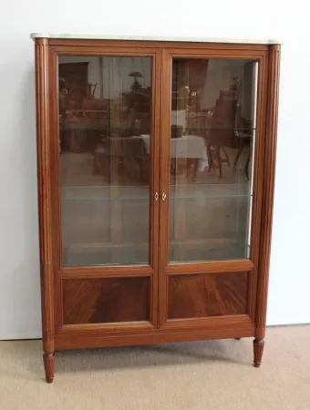 Vitrine Toutes Faces en Acajou massif, style Louis XVI – Fin XIXe
