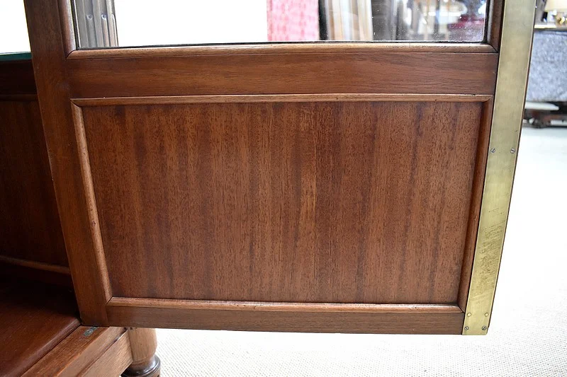 LOUIS XVI STIJL DISPLAYKABINET