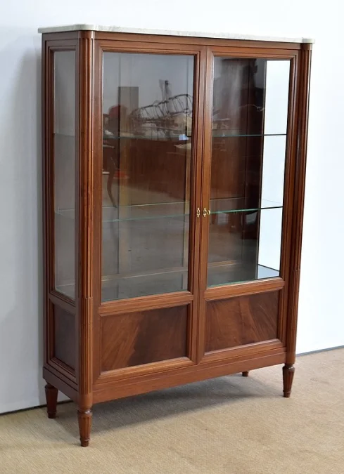 LOUIS XVI STIJL DISPLAYKABINET