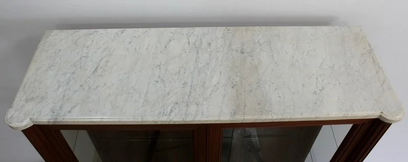 LOUIS XVI STIJL DISPLAYKABINET