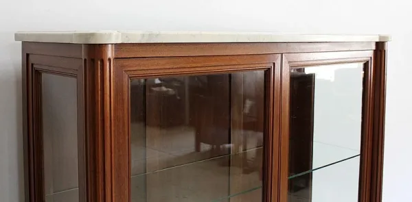 Vitrine Toutes Faces en Acajou massif, style Louis XVI – Fin XIXe