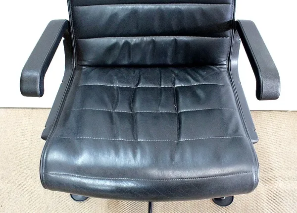 Paire de Fauteuils de Bureau en Cuir, de Richard Sapper – 1979