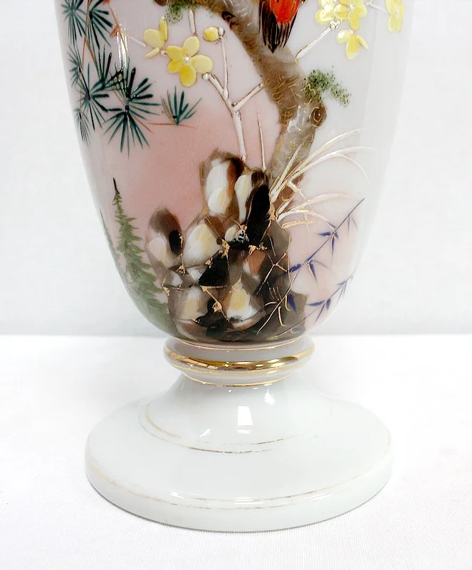 大きな磁器の花瓶のペア