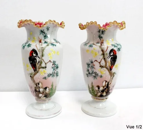 Importante Paire de Vases en Opaline – 1900