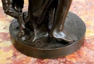 BACCHANTE BRONCE