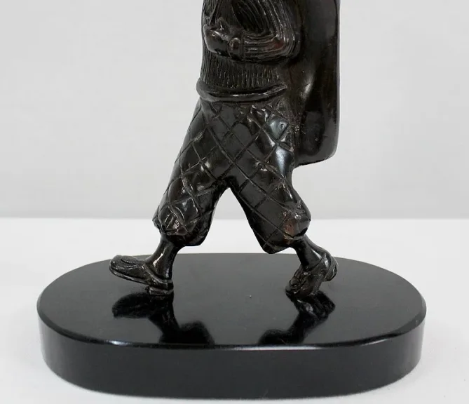 BRONZE-CADDY