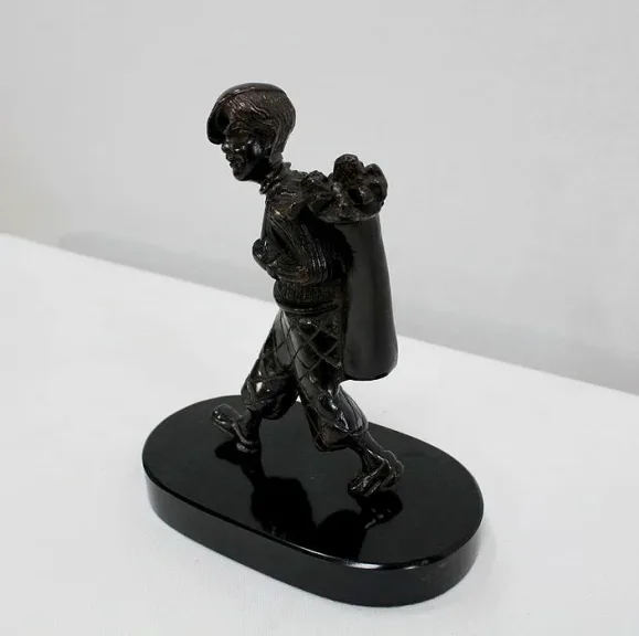 BRONZE-CADDY