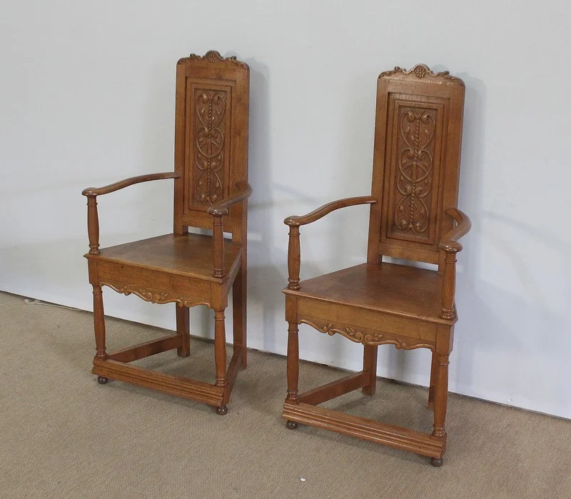 PAIR OF ARMCHAIRS