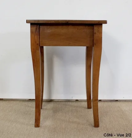 Petite Table bout de canapé en Merisier massif, goût Louis XV - 2ème moitié XIXe