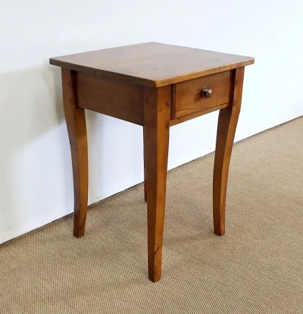 Petite Table bout de canapé en Merisier massif, goût Louis XV - 2ème moitié XIXe
