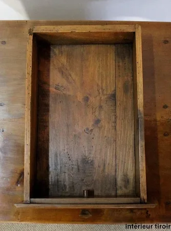 Petite Table bout de canapé en Merisier massif, goût Louis XV - 2ème moitié XIXe