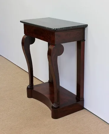 Petite Console en placage de Ronce d’Acajou de Cuba, époque Restauration – Début XIXe