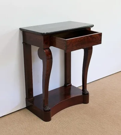 Petite Console en placage de Ronce d’Acajou de Cuba, époque Restauration – Début XIXe