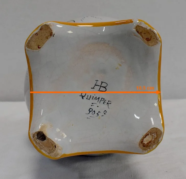 PAIR OF VASES IN QUIMPER FAIENCE