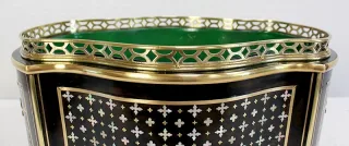 Jardinière de table en Bois noirci, époque Napoléon III - XIXe