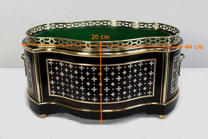 Jardinière de table en Bois noirci, époque Napoléon III - XIXe