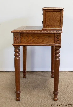 Rare petit Bureau d’enfant à gradin en Chêne massif – Fin XIXe
