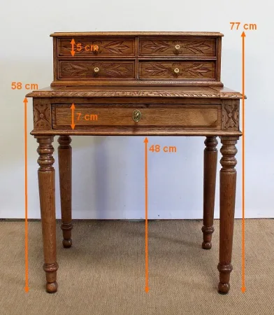 Rare petit Bureau d’enfant à gradin en Chêne massif – Fin XIXe